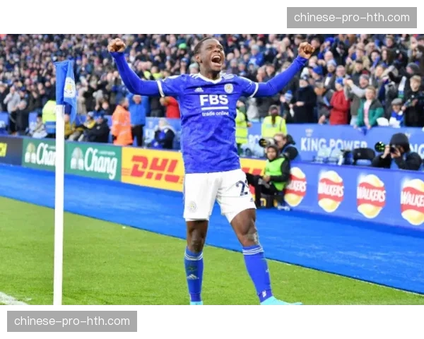 “速报:布伦特福德2-2西汉姆联,托尼与鲍文各自梅开二度” “速报:布伦特福德2-2西汉姆联,托尼与鲍文各自梅开二度”