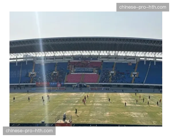 深度报道：部分中小俱乐部主场草皮质量不达标问题亟待解决